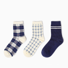 Fashion Plaid popular design High quality cotton funny woman  happy socks